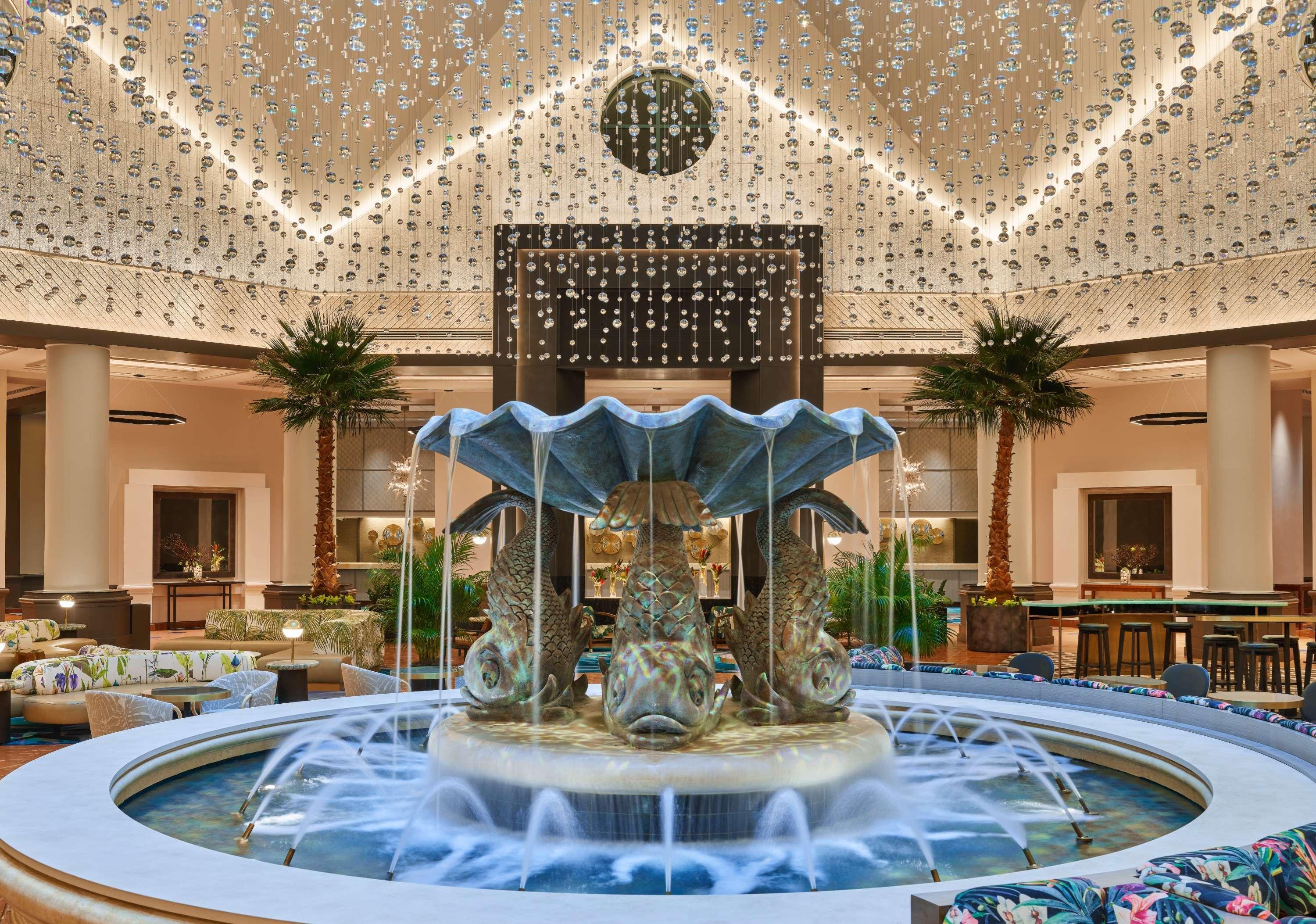Walt World Dolphin 4*